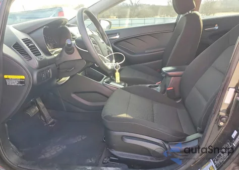 2018 Kia Forte Lx z USA, uszkodzony, nr VIN 3KPFK4A77JE271492